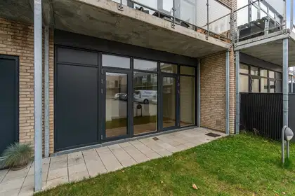 Lys og moderne 2-værelses med flot køkken og bad – billede 17