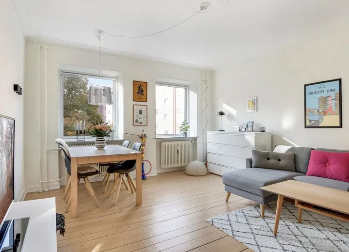 Bright 2-room apartment with balcony on Færøgade – photo 4