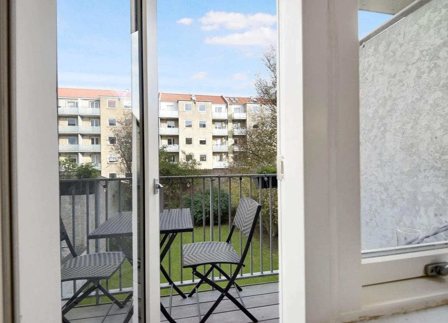 Bright 2-room apartment with balcony on Færøgade – photo 13