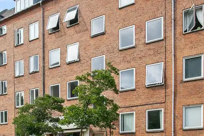 Bright 2-room apartment with balcony on Færøgade – photo 21