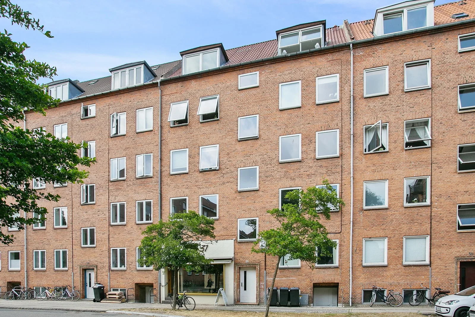 Bright 2-room apartment with balcony on Færøgade – photo 20