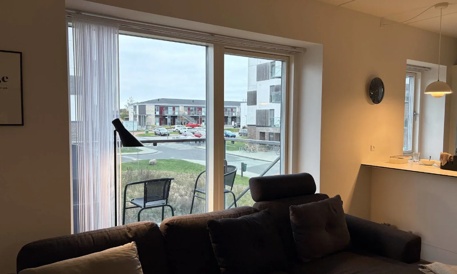BRIGHT AND STYLISH 3-ROOM APARTMENT WITH BALCONY – photo 11