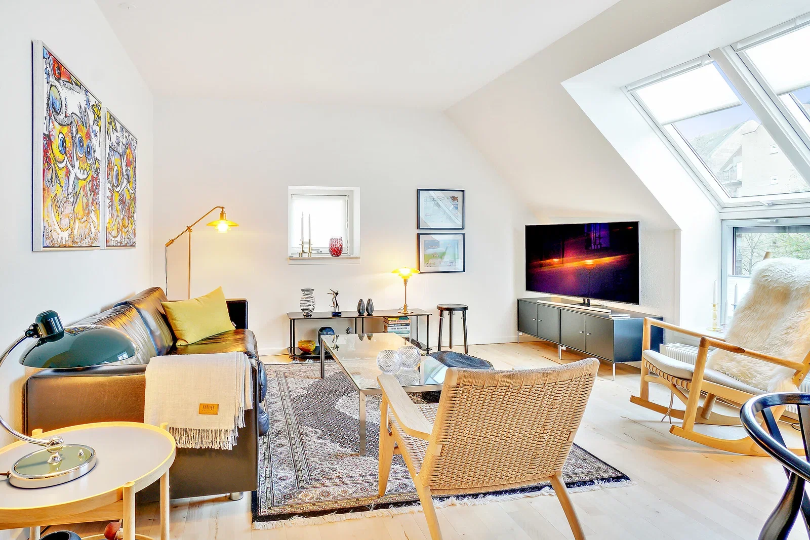 Bright and modern 3-room, 90 m² with a stylish kitchen, skylights and attractive shared facilities – photo 6