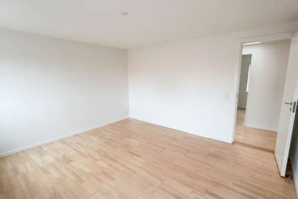 Bright 3-room apartment with balcony and view – photo 13