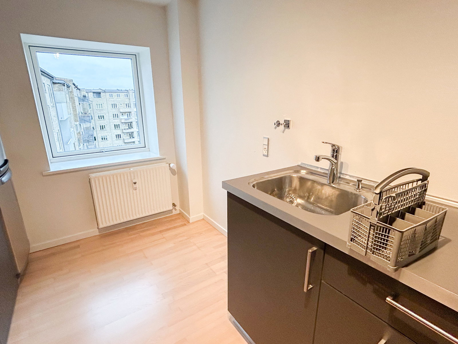 Bright 3-room apartment with balcony and view – photo 5