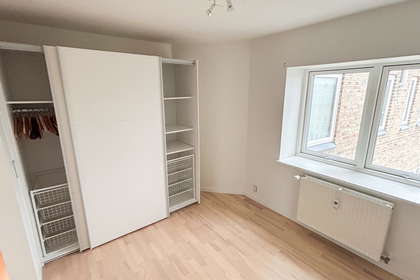 Bright 3-room apartment with balcony and view – photo 17