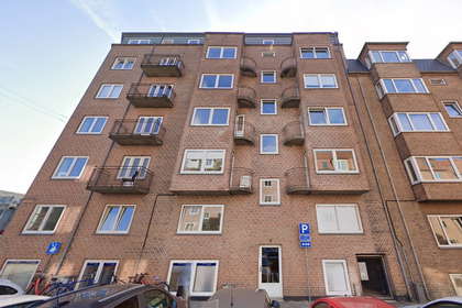 Bright 3-room apartment with balcony and view – photo 23
