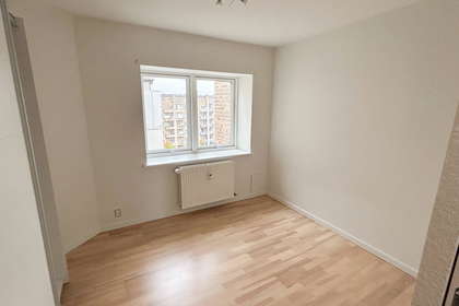 Bright 3-room apartment with balcony and view – photo 15