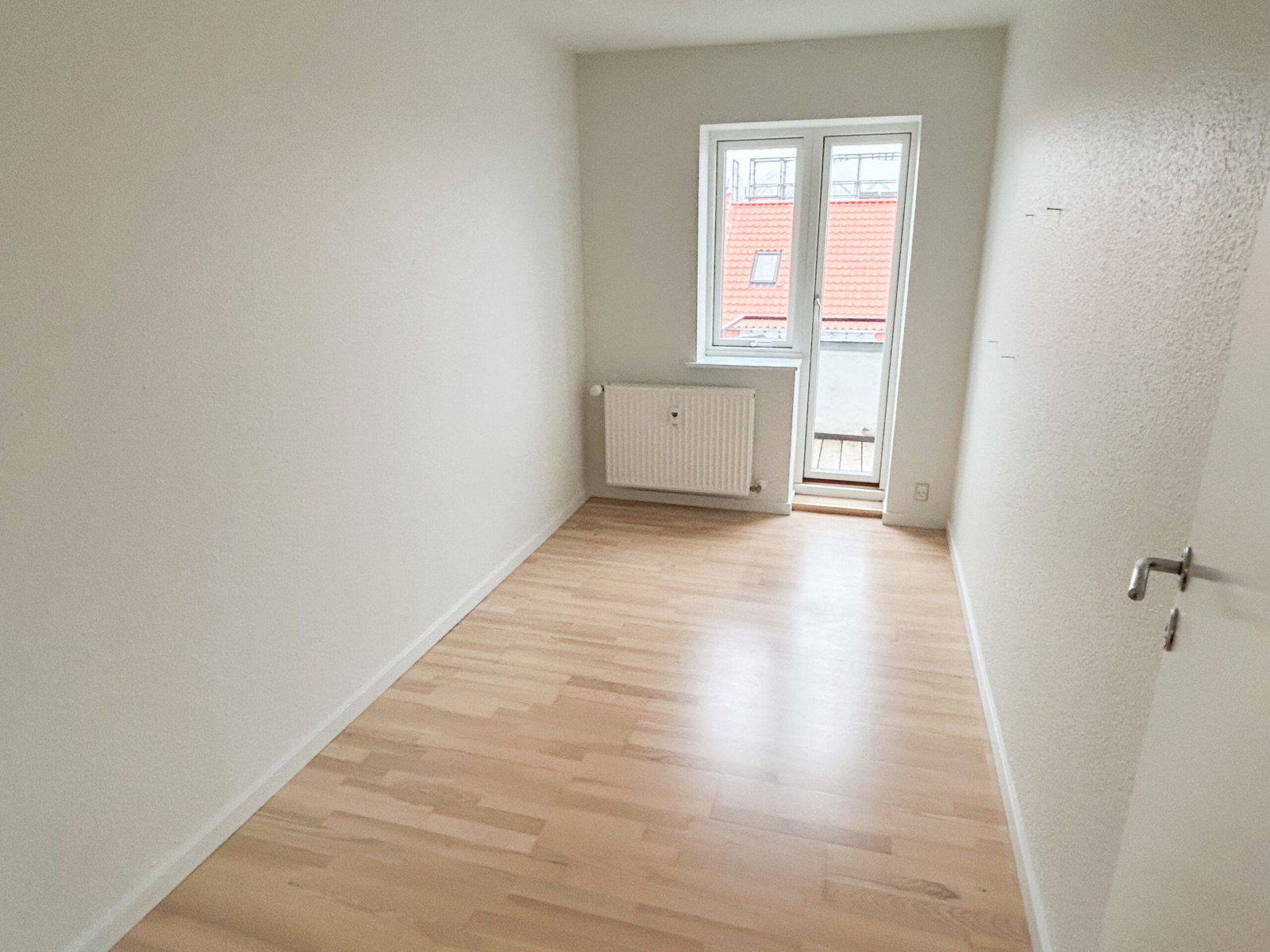 Bright 3-room apartment with balcony and view – photo 7
