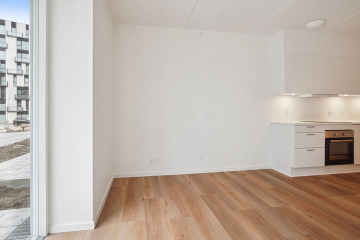 1-room apartment with private terrace – photo 4