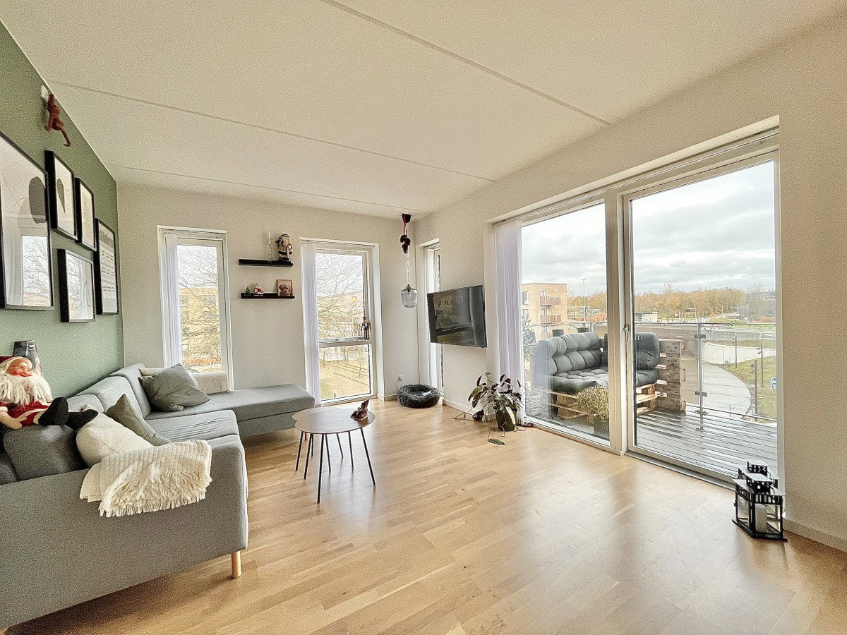 Bright and modern 3-room apartment of 81 m² in Aalborg East – photo 4