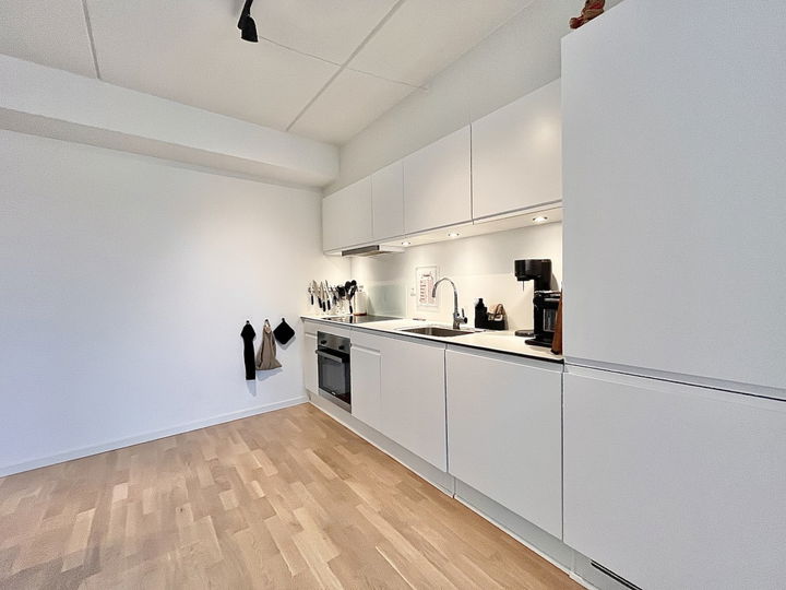 Bright and modern 3-room apartment of 81 m² in Aalborg East – photo 2