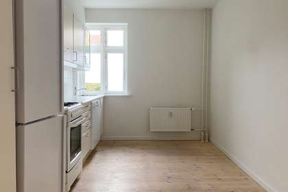 3-room apartment of 70 m² in Vestbyen – photo 3