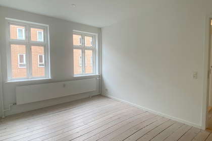 3-room apartment of 70 m² in Vestbyen – photo 9