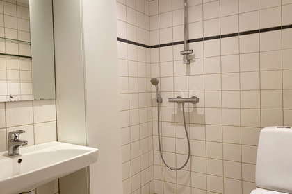 3-room apartment of 70 m² in Vestbyen – photo 12