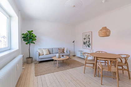 Central 2-room apartments in a well-kept building in Aalborg – photo 2