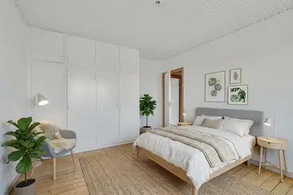Lovely large and bright 3-room apartment of 100 m² with balcony – photo 3