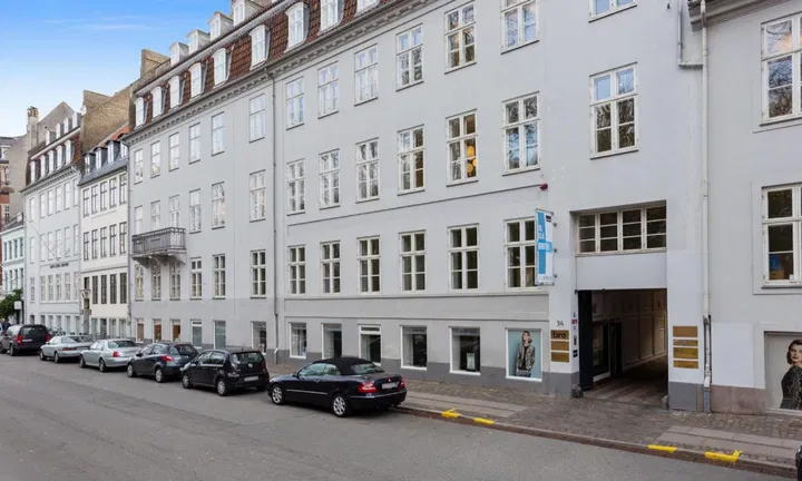 Skøn 2-værelses i baggården med egen terrasse – billede 3