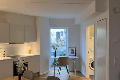 Velbeliggende 2-værelses lejlighed på 80 m² med altan i Aarhus – billede 1