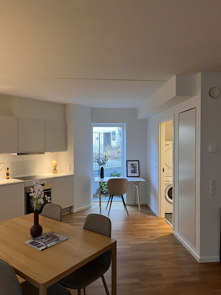 Velbeliggende 2-værelses lejlighed på 80 m² med altan i Aarhus – billede 1