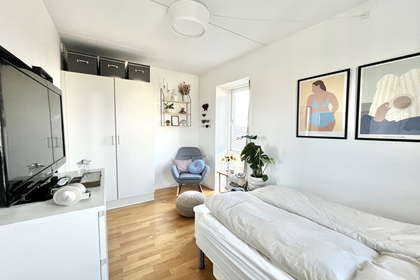 Bright 3-room apartment 74 m² with west-facing balcony – photo 9