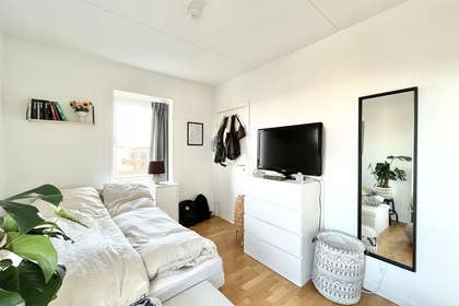 Bright 3-room apartment 74 m² with west-facing balcony – photo 11