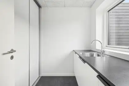 Modern 2-storey terraced house in quiet surroundings – photo 8