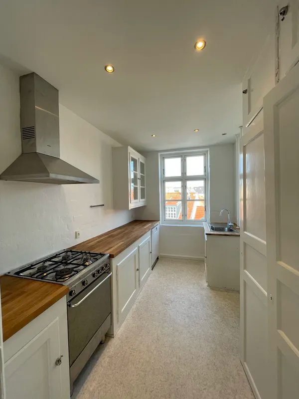 3-room apartment with plank floors and bay-window living room in Aalborg Centre – photo 4