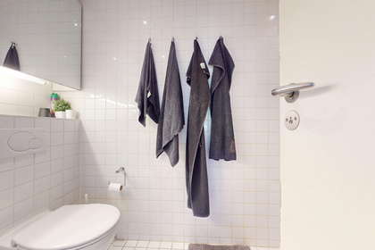 Lys 93 m² lejlighed med altan i København S – billede 12