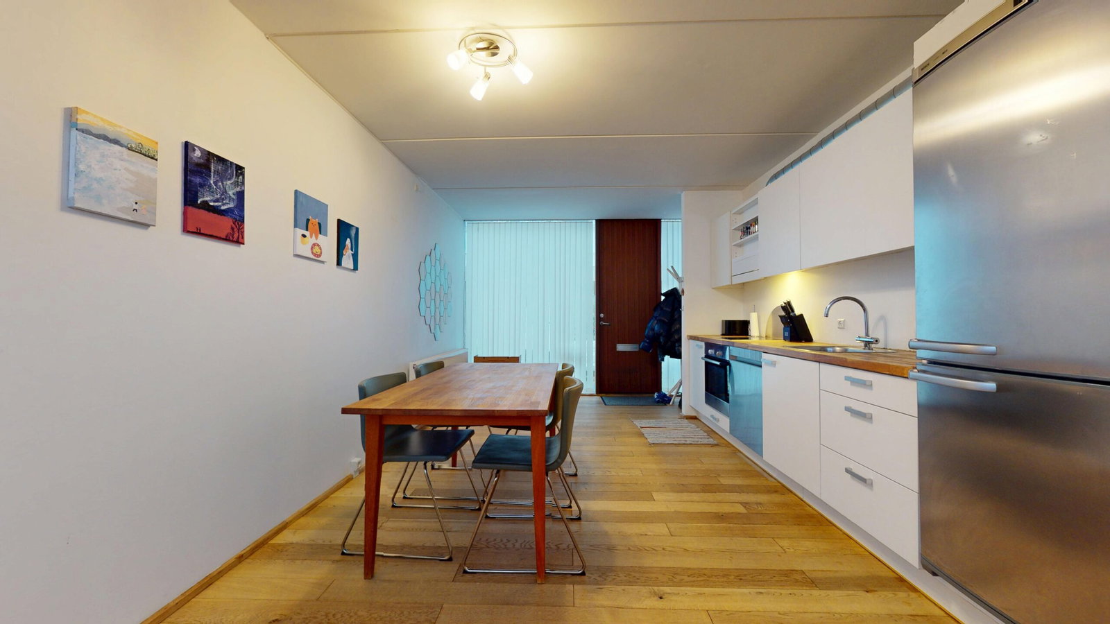 Lys 93 m² lejlighed med altan i København S – billede 8