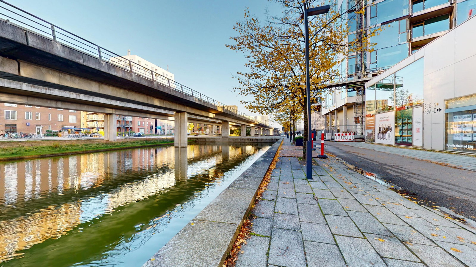 Lys 93 m² lejlighed med altan i København S – billede 18