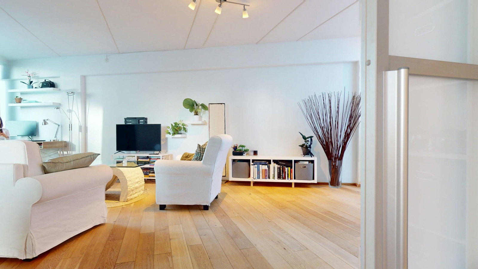 Lys 93 m² lejlighed med altan i København S – billede 2