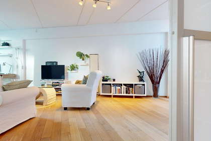 Lys 93 m² lejlighed med altan i København S – billede 2