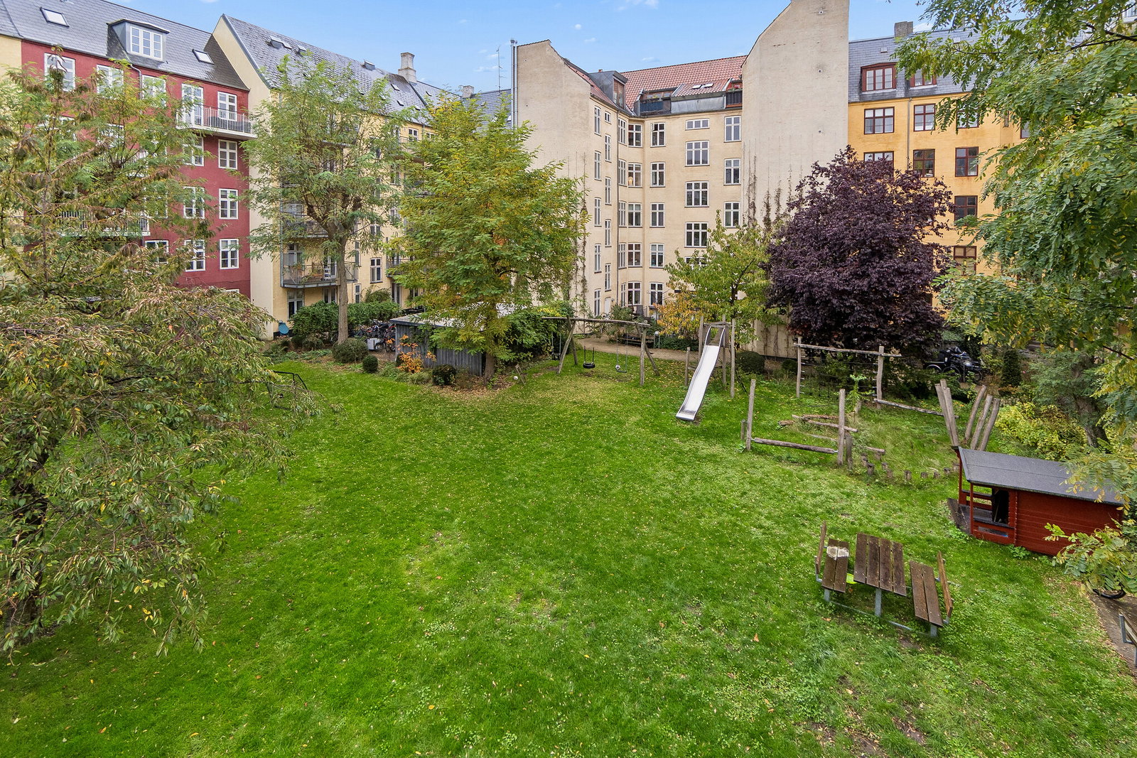 Rummelig lejlighed med adgang til grøn gårdhave midt i København – billede 15