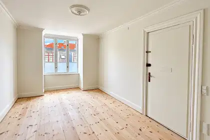 6-værelses lejlighed med nyt køkken midt i København K – billede 9