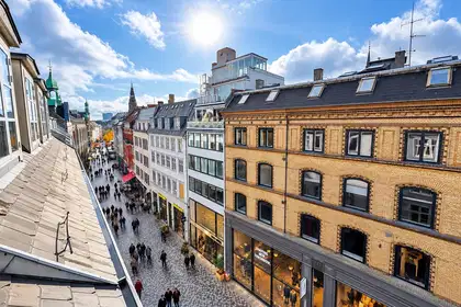 6-værelses lejlighed med nyt køkken midt i København K – billede 3