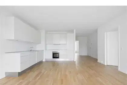 Lys penthouse med elevator og Metro i nærheden – billede 3