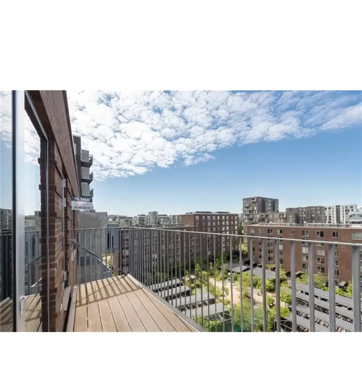 Lys penthouse med elevator og Metro i nærheden – billede 1