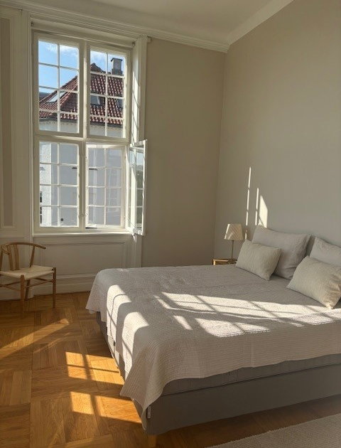 Sølvgade, København K – MØBLERET – (Udlejes til expats) – billede 8